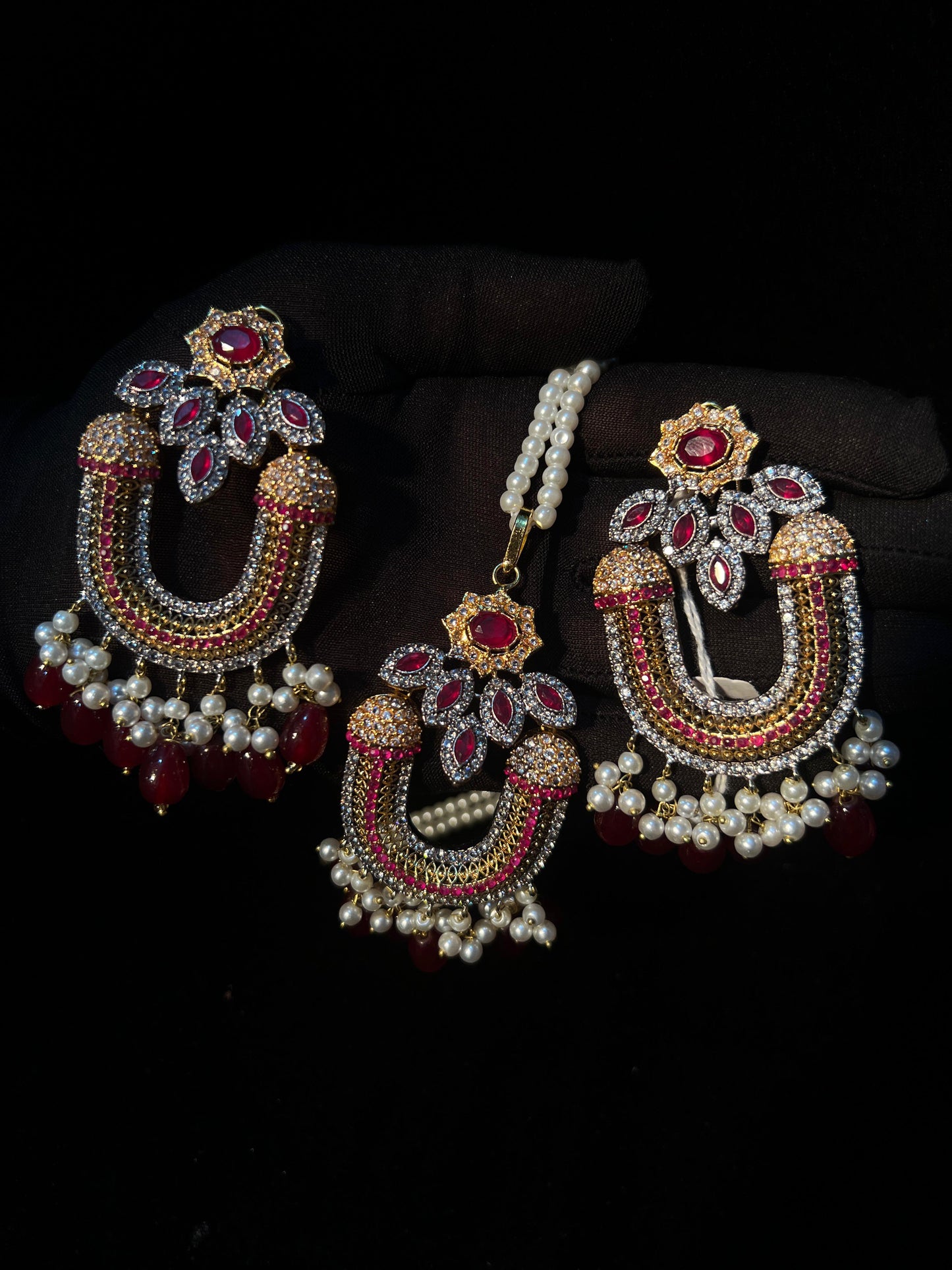 Elegant Pearl & Gemstone Bridal Jewelry Set for Women - Traditional Bridal Necklace and Earrings Set