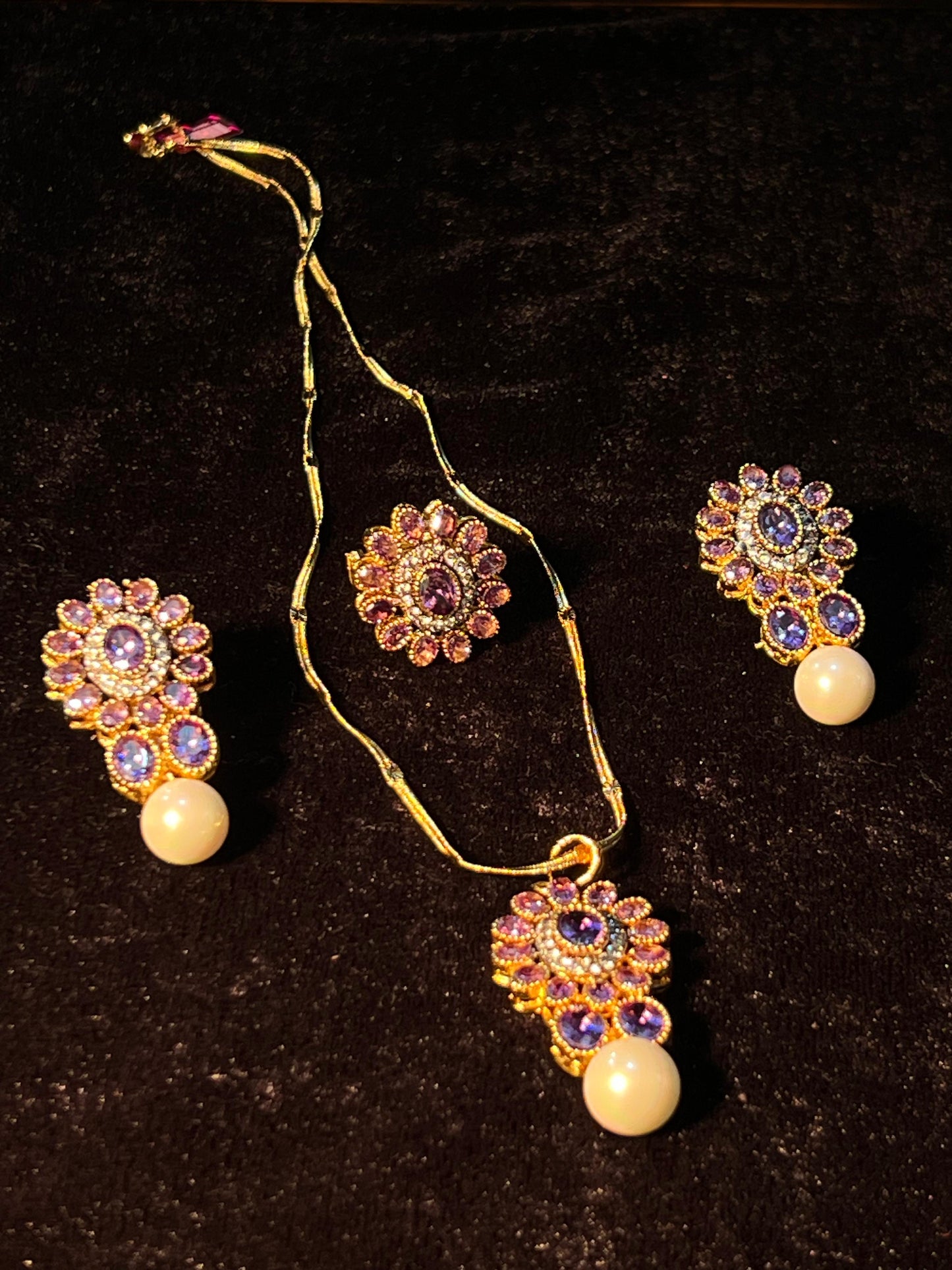 Luxury Unique Design Gold Plated Gemstone Necklace for Girls/Women